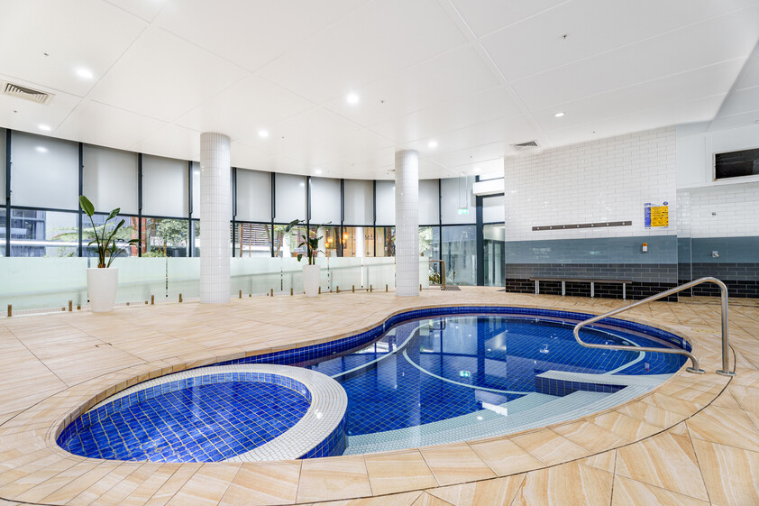 3-Bedroom Apartment with Resort Facilities & 2 Car Spaces