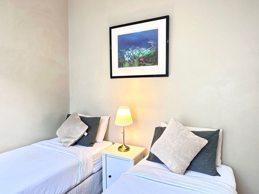 Haymarket - Prime Sydney Location - Cnr George St and Central Station