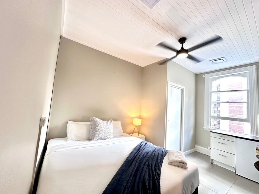Ensuite Room for Rent in the Heart of Oxford Street
