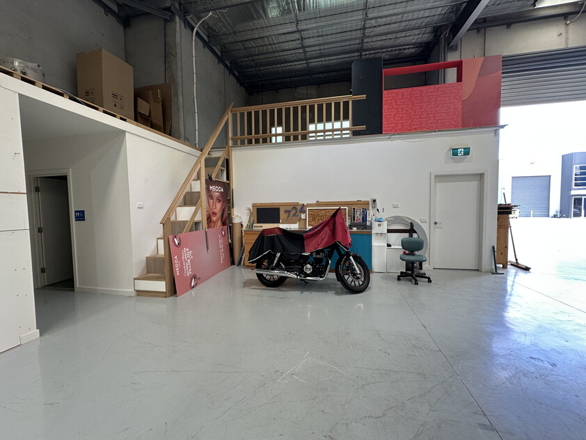 160A POWER & 152sqm YARD | FACTORY 11: WHOLE LEASE $37k PA OR OFFICE SUB-LEASE $10k PA | FACTORY 10: 180sqm COMING SOON