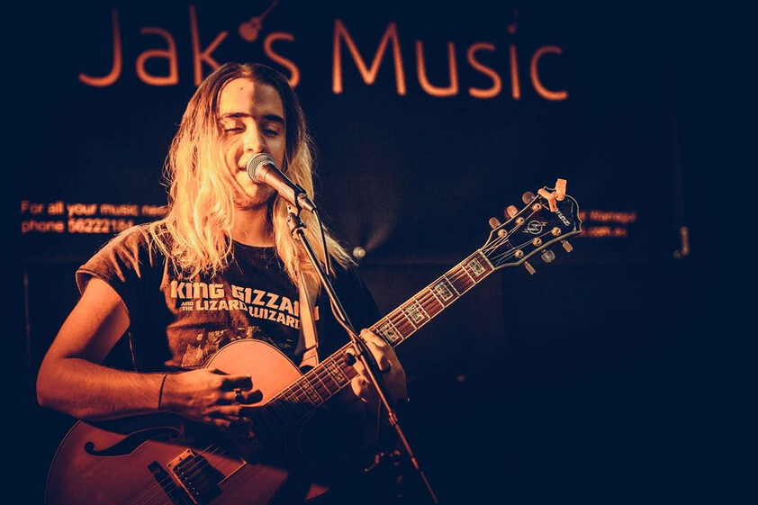 Retail music store and music school