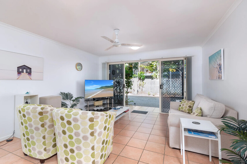 200m to Four Mile Beach | Furnished Townhouse | Lifestyle + Income Flexibility