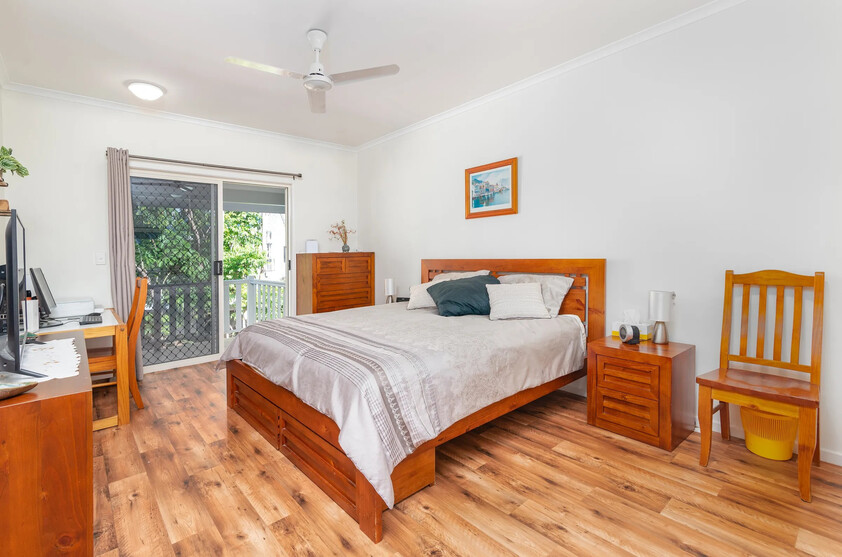 200m to Four Mile Beach | Furnished Townhouse | Lifestyle + Income Flexibility