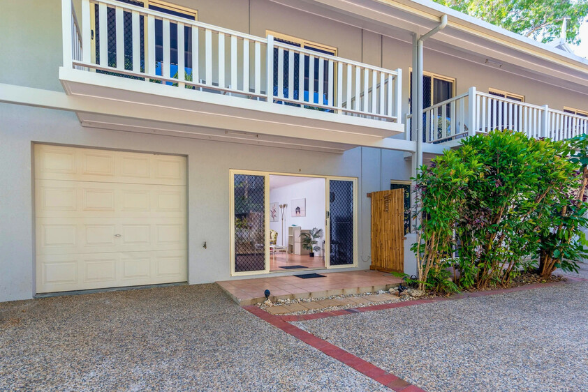 200m to Four Mile Beach | Furnished Townhouse | Lifestyle + Income Flexibility