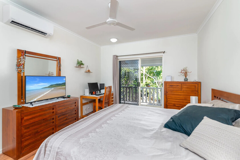 200m to Four Mile Beach | Furnished Townhouse | Lifestyle + Income Flexibility