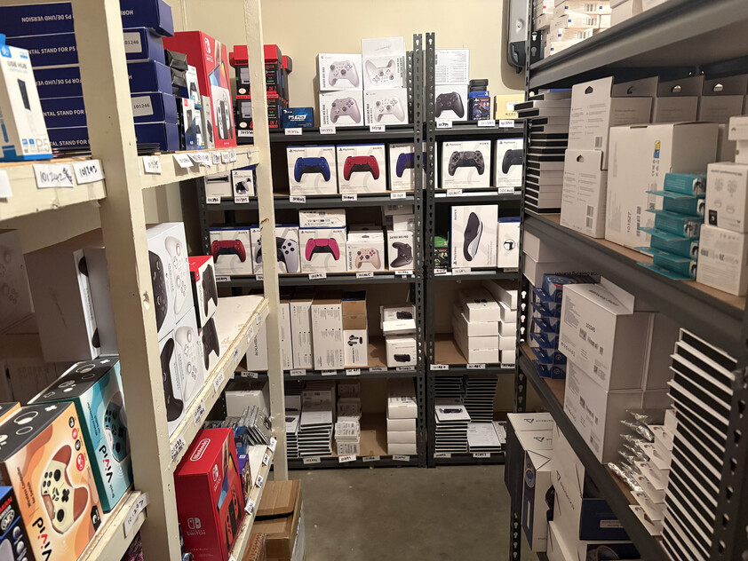 Scalable Dual-Brand E-Commerce| Exclusive Brands | Massive Growth Potential