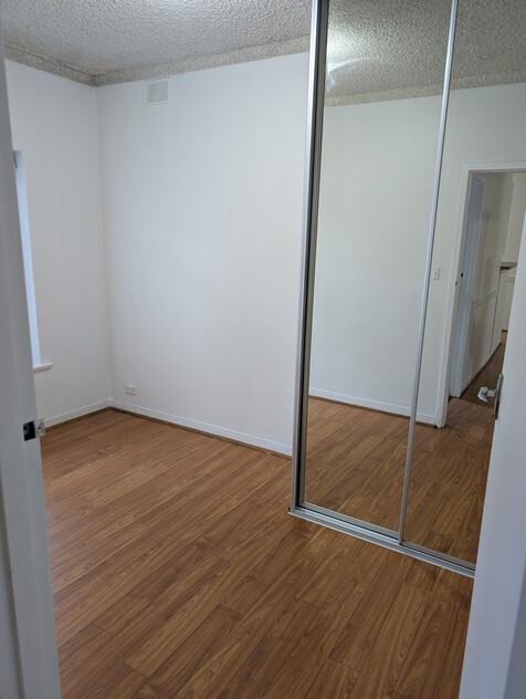 Rare Ground-Floor Unit with Huge Private Garden Opposite Arndale Shopping Centre!