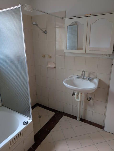 Rare Ground-Floor Unit with Huge Private Garden Opposite Arndale Shopping Centre!
