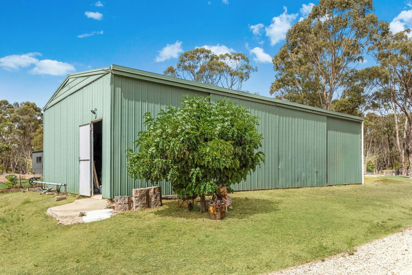 Spacious Family Acreage Retreat with Pool, Shed & Solar on 8.5 Acres
