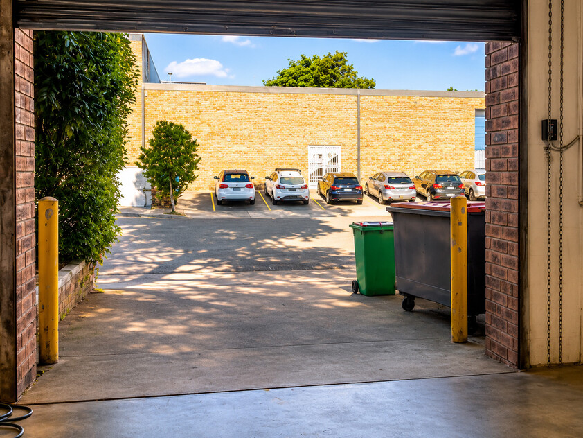 Commercial Office & Warehouse Opportunities | Lease Upstairs, Downstairs or Both