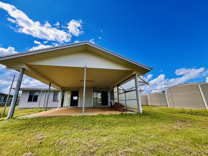 Modern Off-Grid Living that ticks all the boxes!