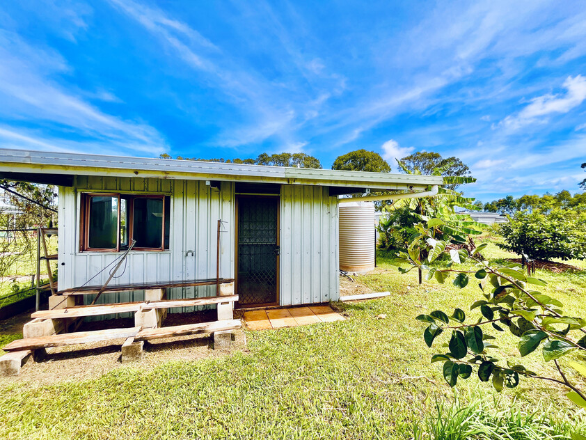 Modern Off-Grid Living that ticks all the boxes!