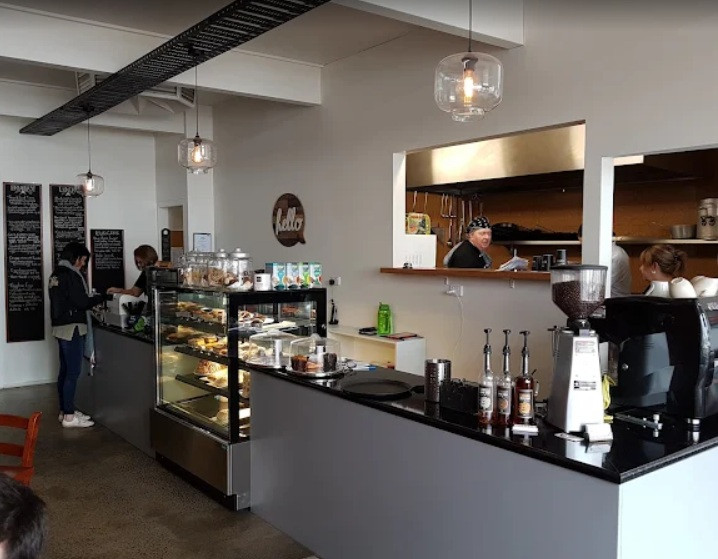 Established Cafe/Restaurant Strong Local Following & Proven Performance