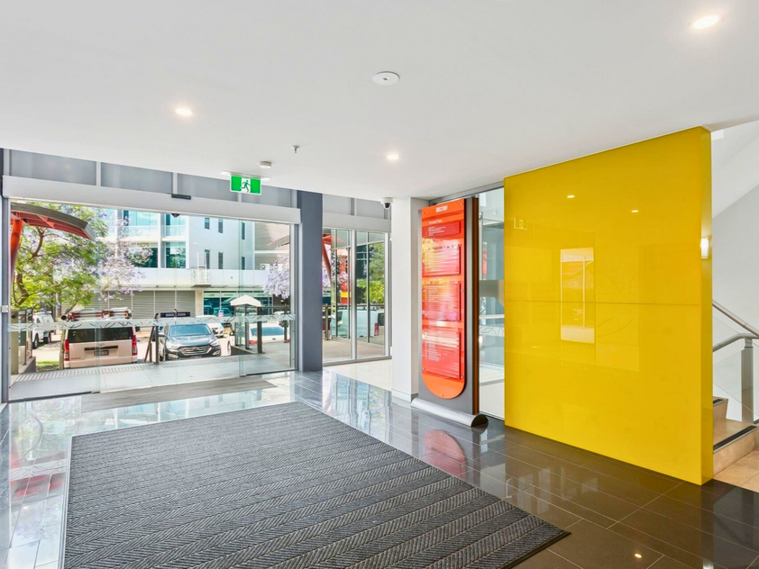 FOR LEASE BY OWNER - 14/22 Railway Road Subiaco 6008