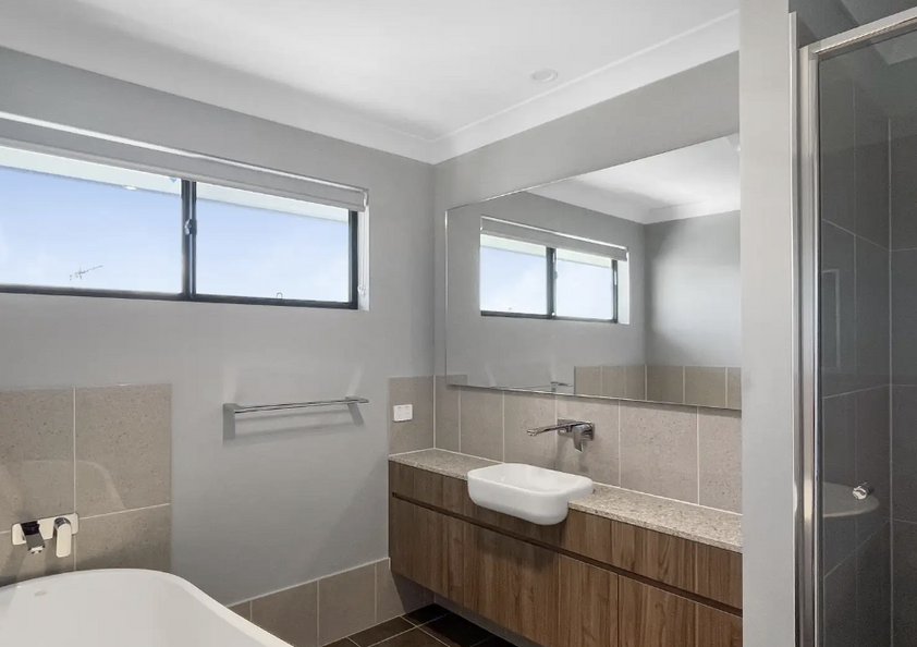 Spacious & Thoughtfully Designed 5 Bedroom Home