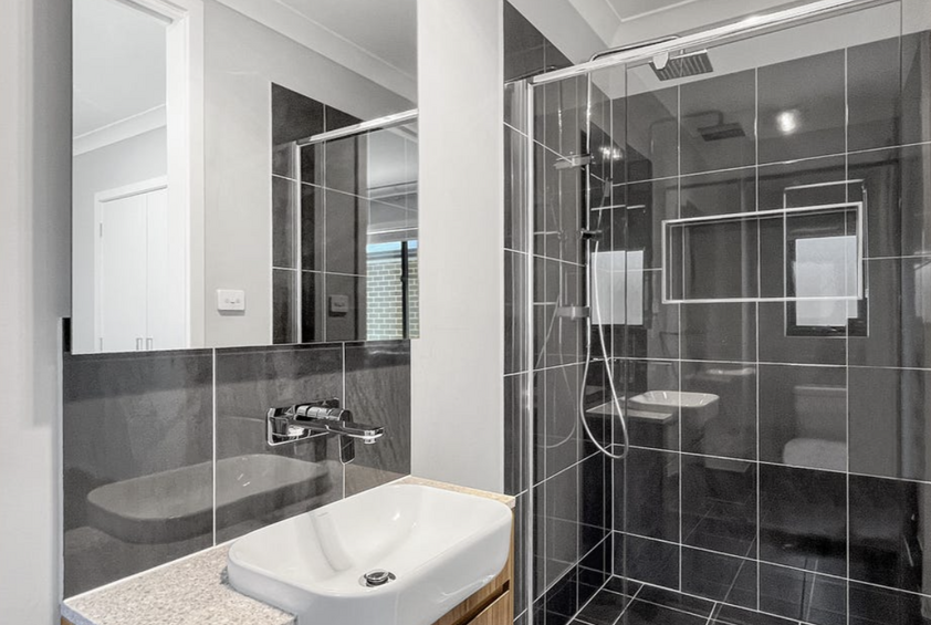 Spacious & Thoughtfully Designed 5 Bedroom Home