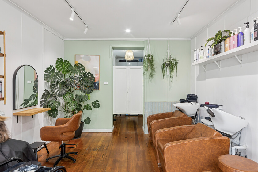 Prime Boutique Retail Space in Church Street - Richmond