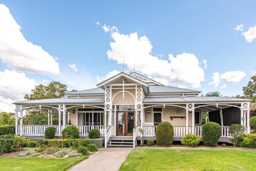 STRATHKELAM HOMESTEAD & HIGHLAND CROFT COTTAGE