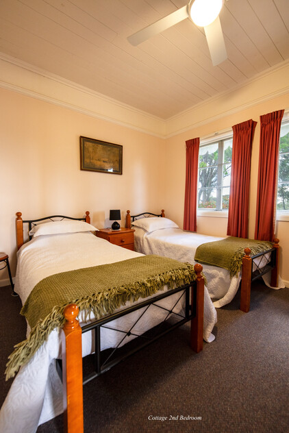 STRATHKELAM HOMESTEAD & HIGHLAND CROFT COTTAGE