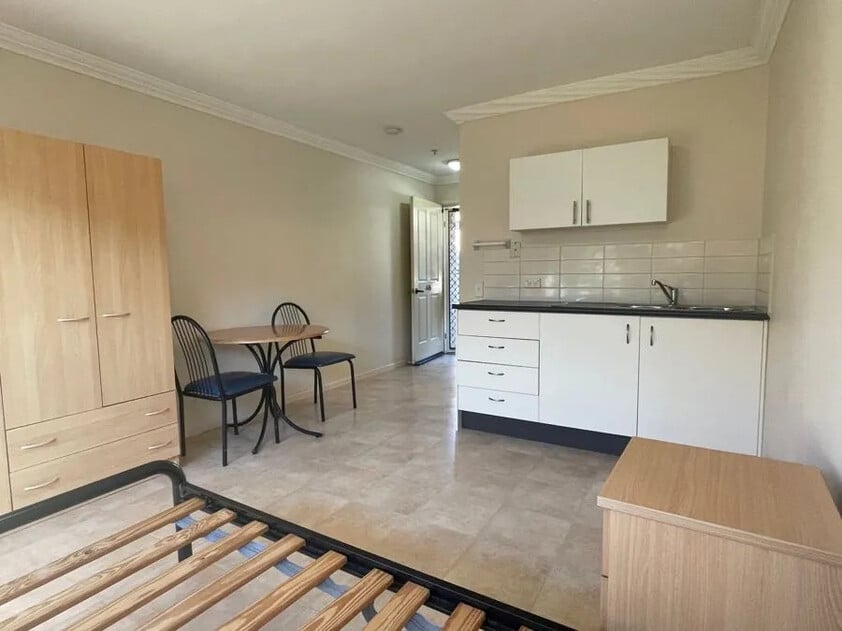 Low-Maintenance Retirement Living in Raceview Modern Villa with Village Amenities