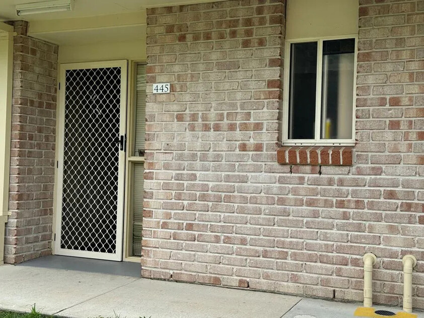 Low-Maintenance Retirement Living in Raceview Modern Villa with Village Amenities