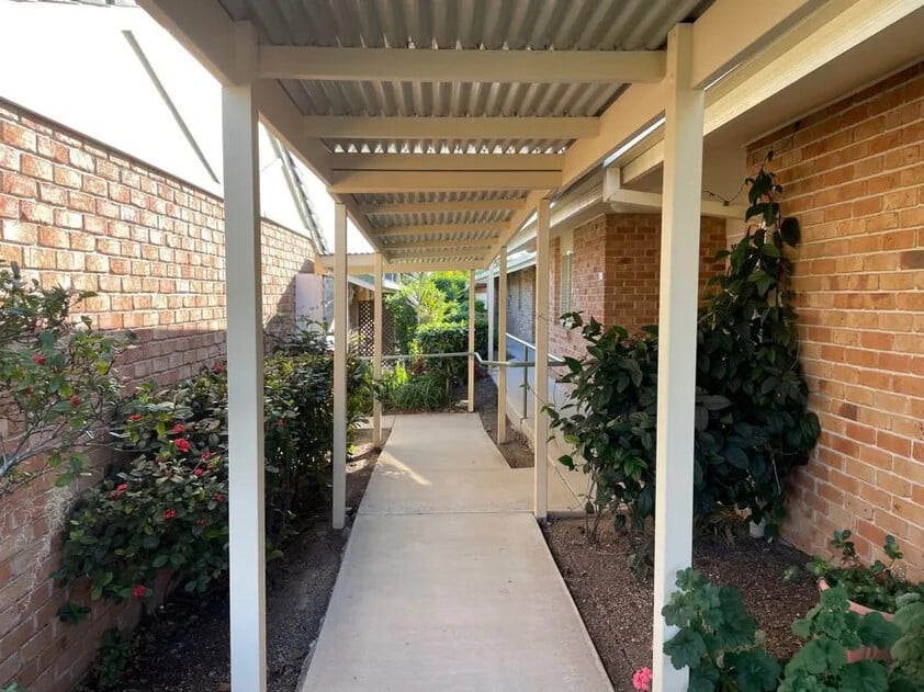Low-Maintenance Retirement Living in Raceview Modern Villa with Village Amenities