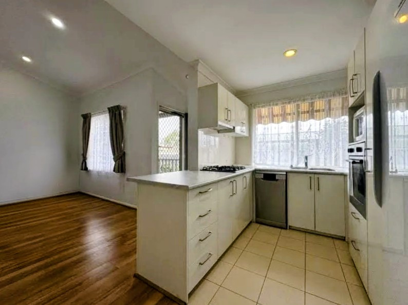 Over 50's Living. Lovely modern home