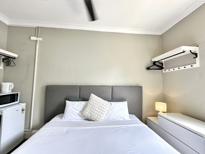Haymarket - Prime Sydney Location - Cnr George St and Central Station