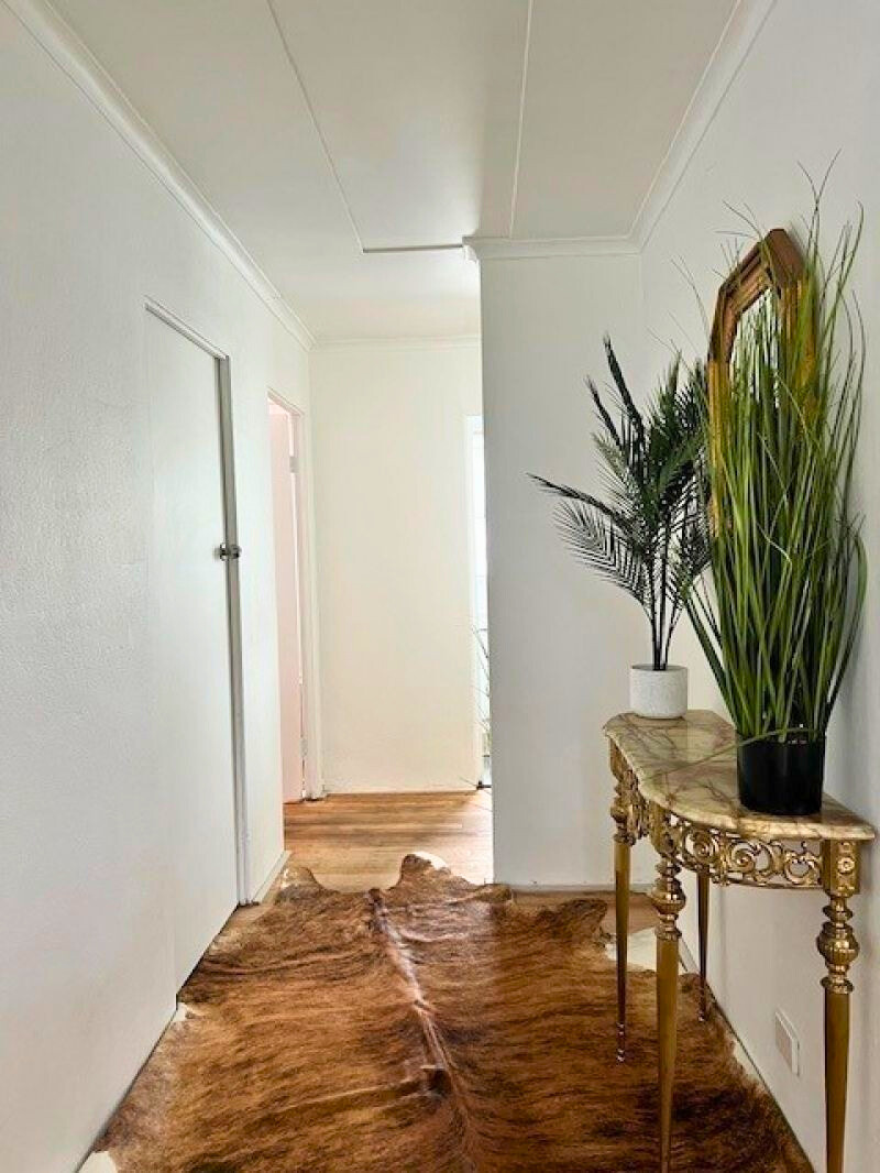 Fully Renovated 3-Bedroom Home in Quiet Court Move-In Ready