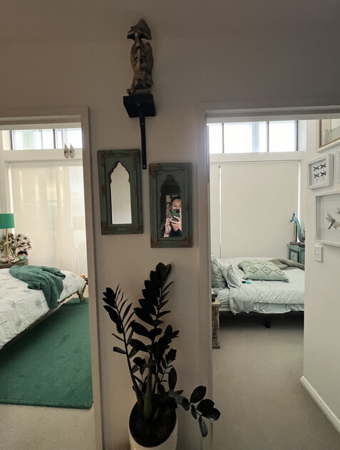 STUNNING 3 BEDROOM, 2 BATHROOM TOP FLOOR PENTHOUSE APARTMENT WITH SWEEPING NORTH FACING VIEWS