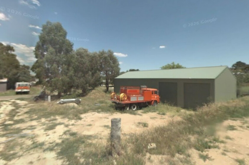 Serious Renovator Required Dual Occupancy on 1500m² with Large Shed & Rear Lane Access