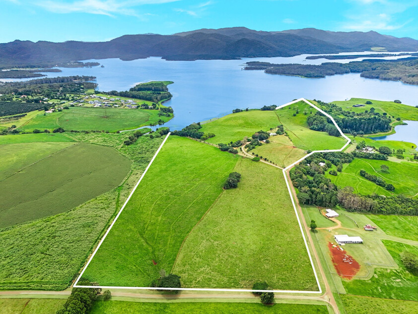 Lakeview, A Rare Waterfront Lifestyle Property on Lake Tinaroo, Atherton Tablelands, Queensland