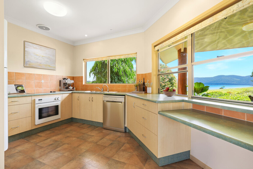 Lakeview, A Rare Waterfront Lifestyle Property on Lake Tinaroo, Atherton Tablelands, Queensland