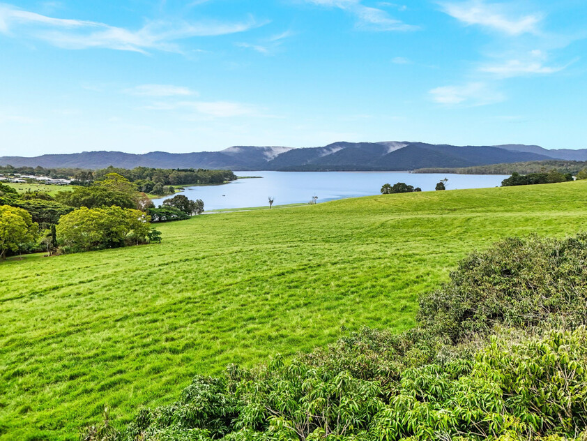 Lakeview, A Rare Waterfront Lifestyle Property on Lake Tinaroo, Atherton Tablelands, Queensland