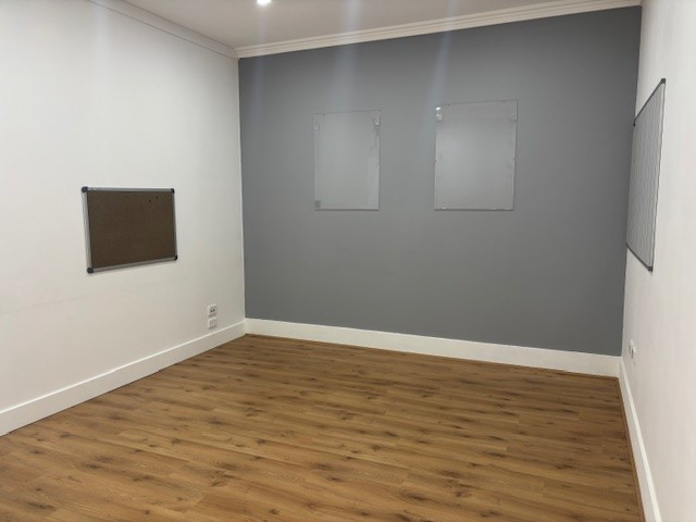 Prime Ground Floor Office Suite - High-Exposure Narellan Location