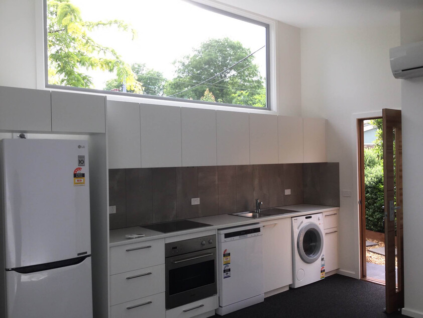 Centrally located one bedroom studio for rent $530 per week