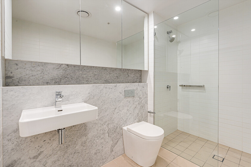 Modern Apartment with Convenience at Your Doorstep!