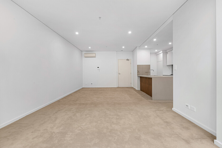 Modern Apartment with Convenience at Your Doorstep!