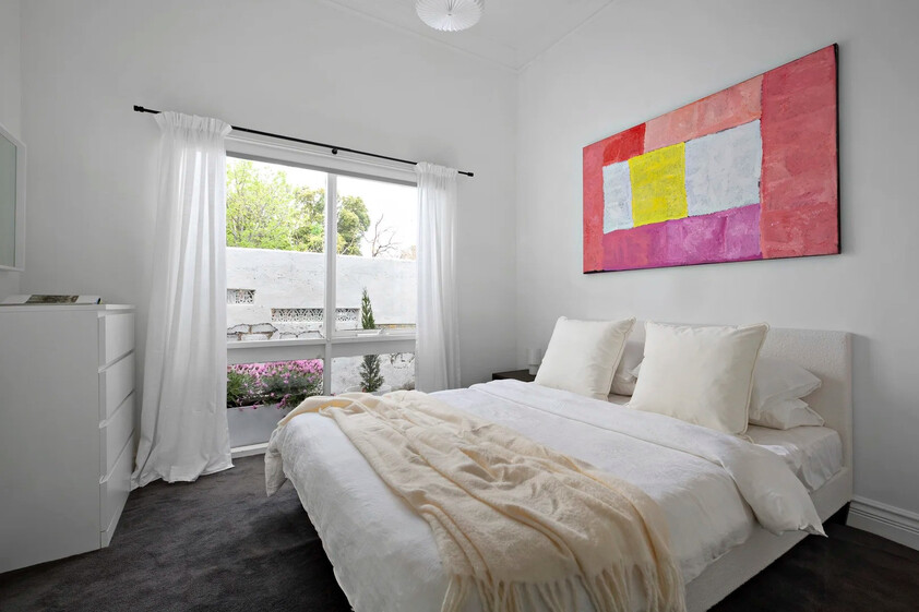 Charming Victorian Residence in Prime Albert Park Location / 3 month lease