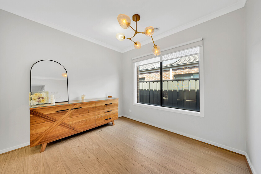 Immaculate Family Home in a Sought-After Truganina Pocket