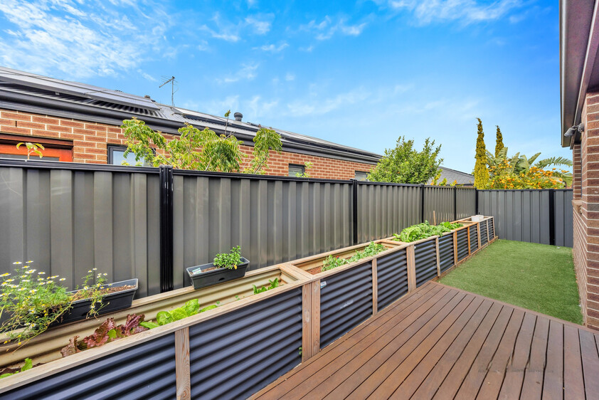 Immaculate Family Home in a Sought-After Truganina Pocket