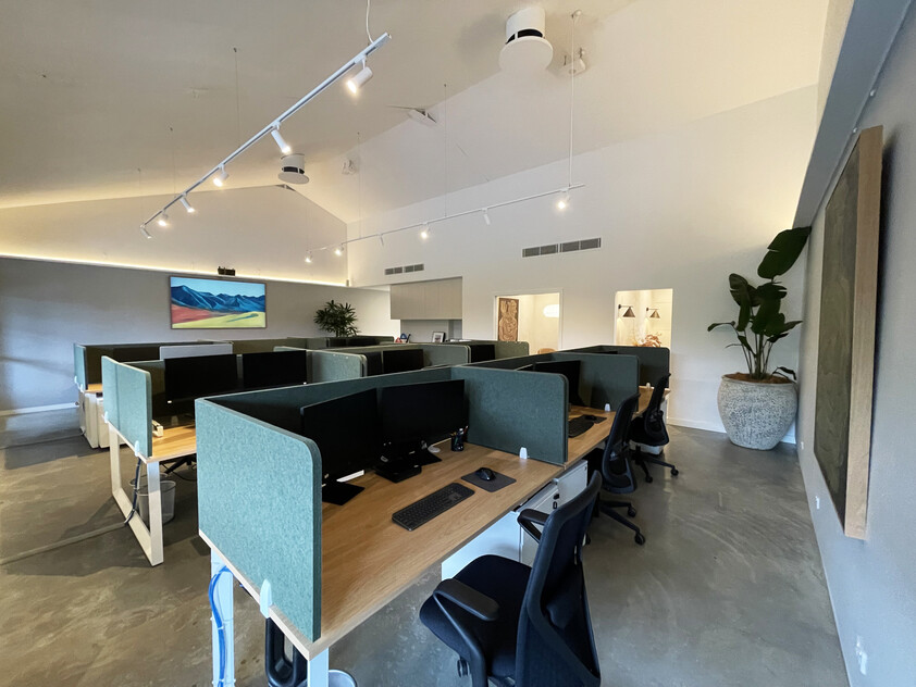 Large Modern Office in a Sought-After Business Precinct