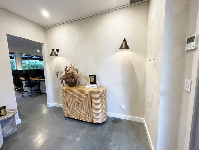 Large Modern Office in a Sought-After Business Precinct