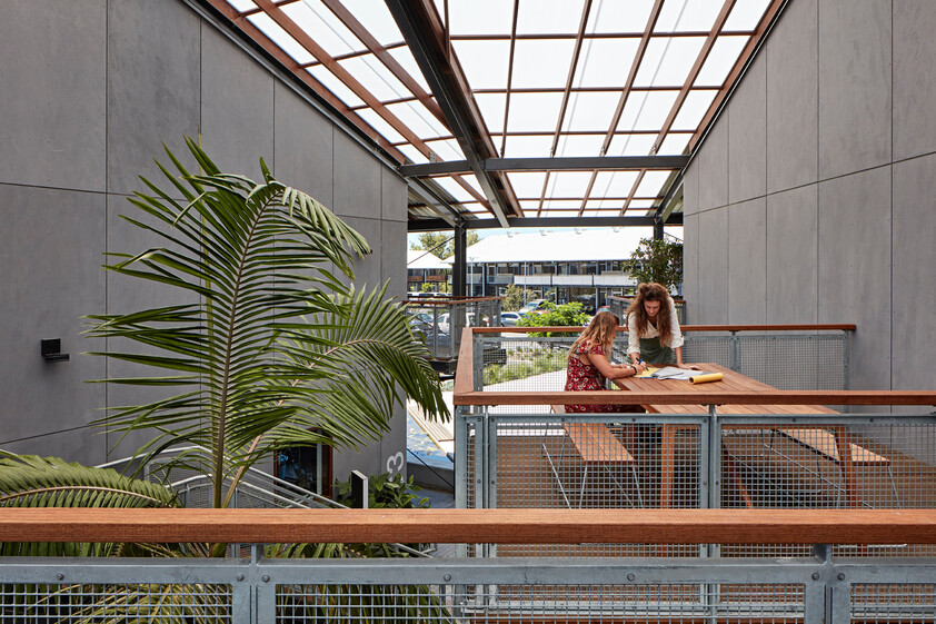 Large Modern Office in a Sought-After Business Precinct