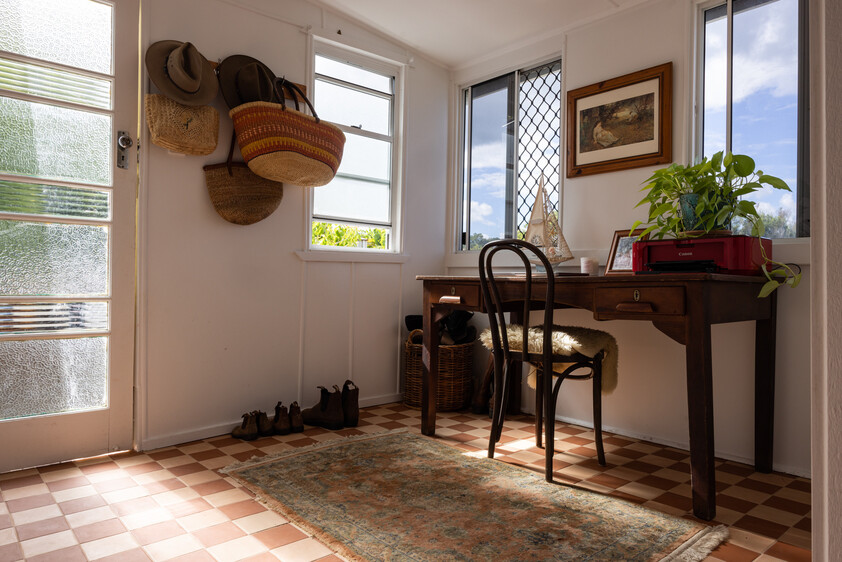Beautifully Renovated Queenslander with Family Appeal