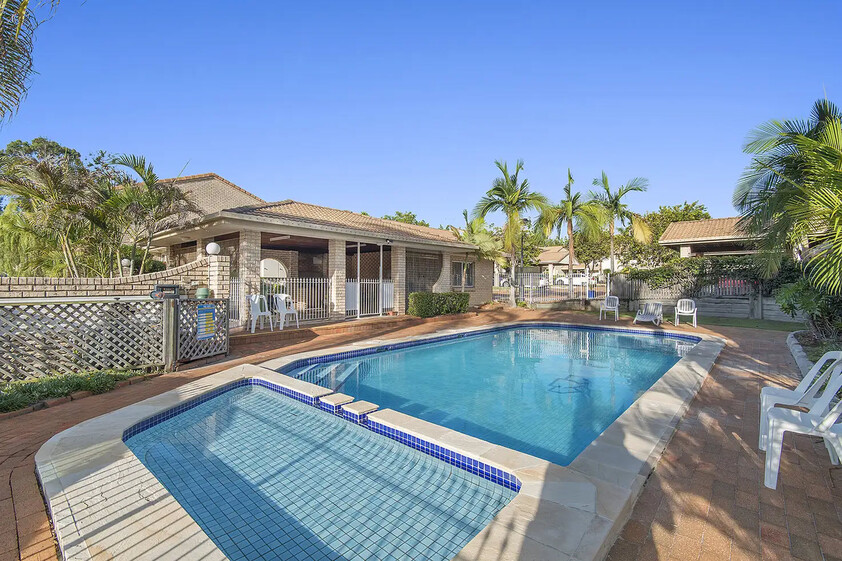 2 Bedroom Townhouse in the Heart of Springwood!