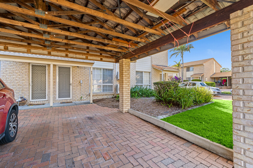 2 Bedroom Townhouse in the Heart of Springwood!