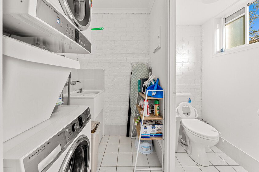 2 Bedroom Townhouse in the Heart of Springwood!