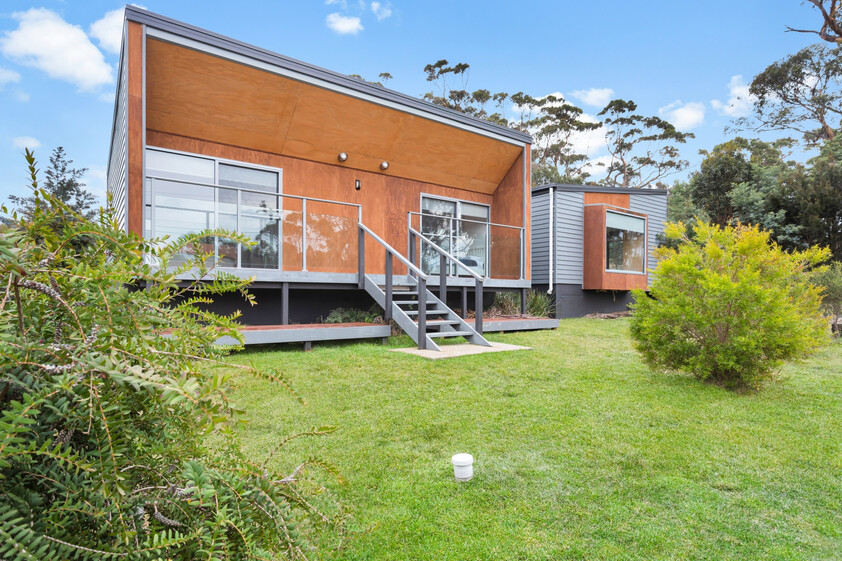 Bicheno Coastal Rural Accommodation Lifestyle