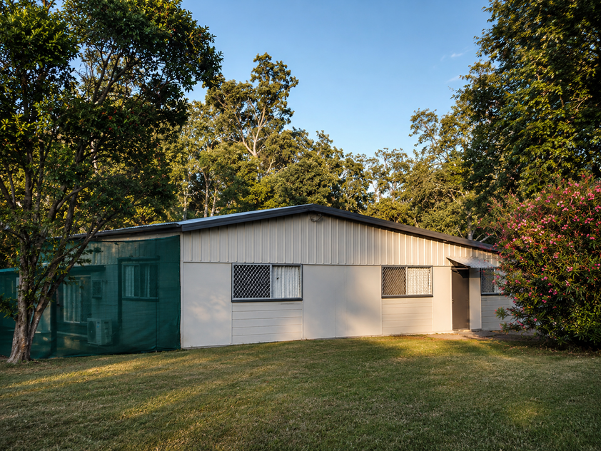 Private Family Retreat on Expansive 3053m² Block with Beautiful Bush Outlook